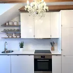 Grosse Mit Dachterrasse In Apartman