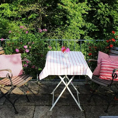 Grosse Mit Dachterrasse In Starnberg