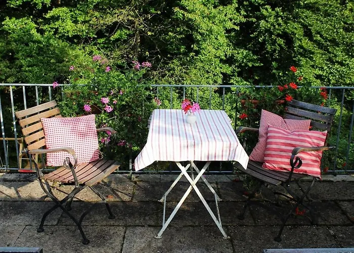 Große Mit Dachterrasse In Starnberg